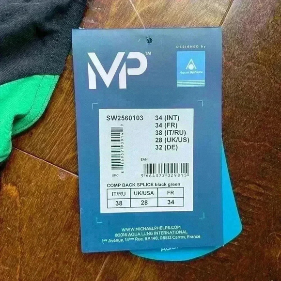 Michael Phelps Aqua Infinity Competition Swimsuit size 28. - Picture 4 of 5